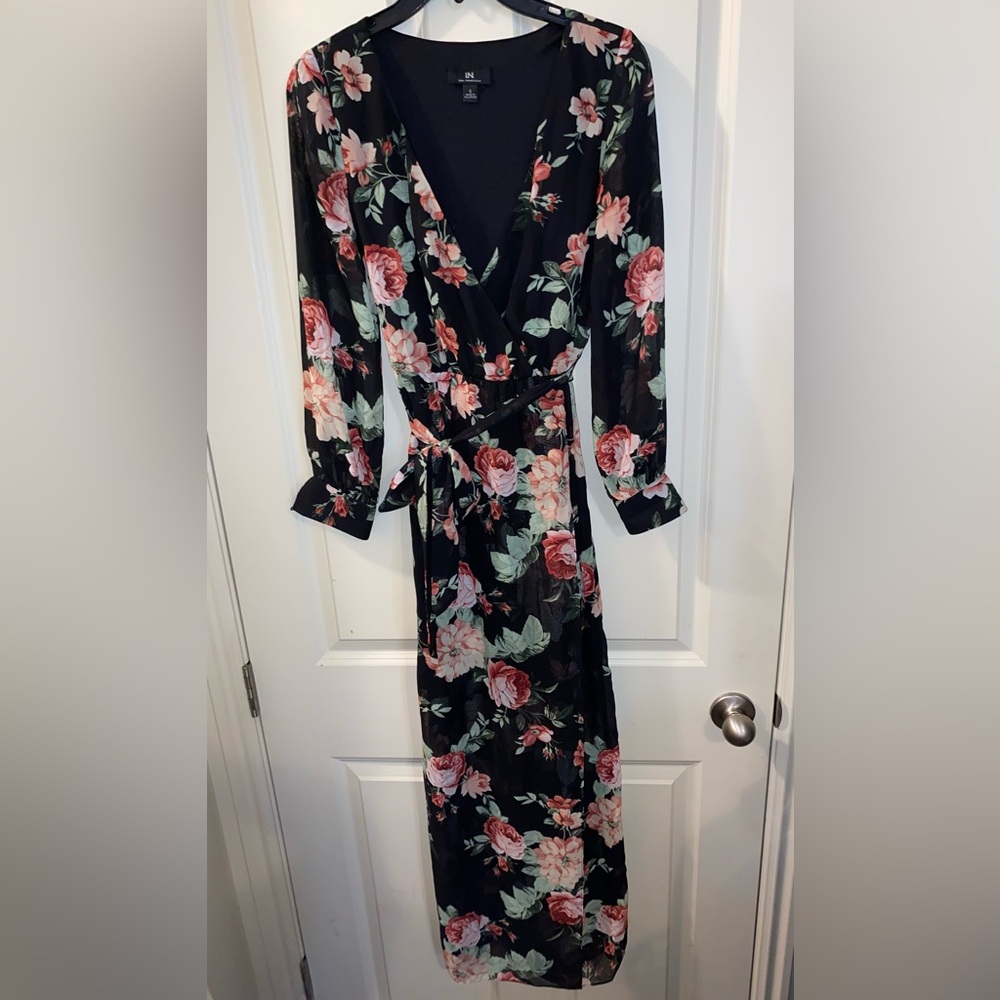 I.N. San Francisco floral maxi dress size Small